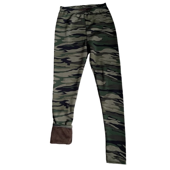 Just Cozy Faux Fur-Lined Camo Leggings Size Medium Tall - Picture 3 of 7